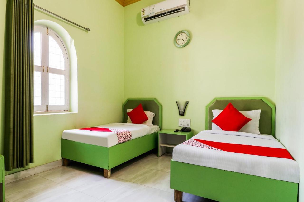 Paradise Luxury Home Stay Кхаджурахо Экстерьер фото